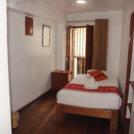 Hostal Turistico Illapa Cusco 119 Exteriör bild