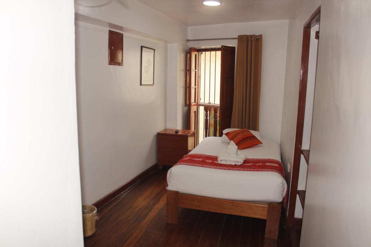Hostal Turistico Illapa Cusco 119 Exteriör bild