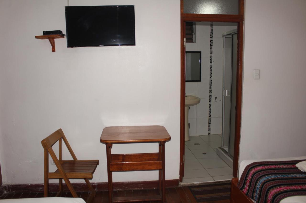 Hostal Turistico Illapa Cusco 119 Exteriör bild